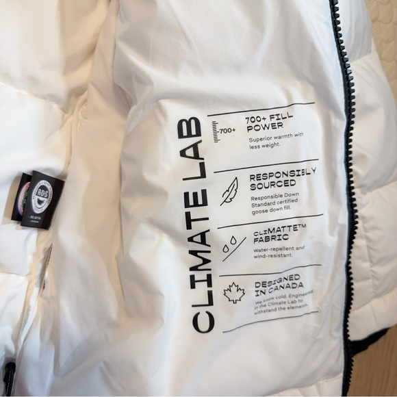 NWT 84568 Aritzia Super puff white XXS 700fill - Picture 2 of 6